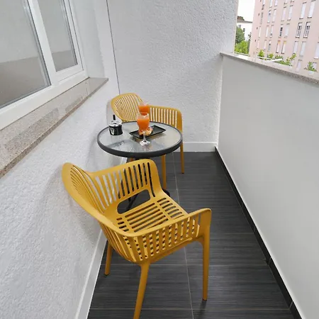 Apartman Lana Zára